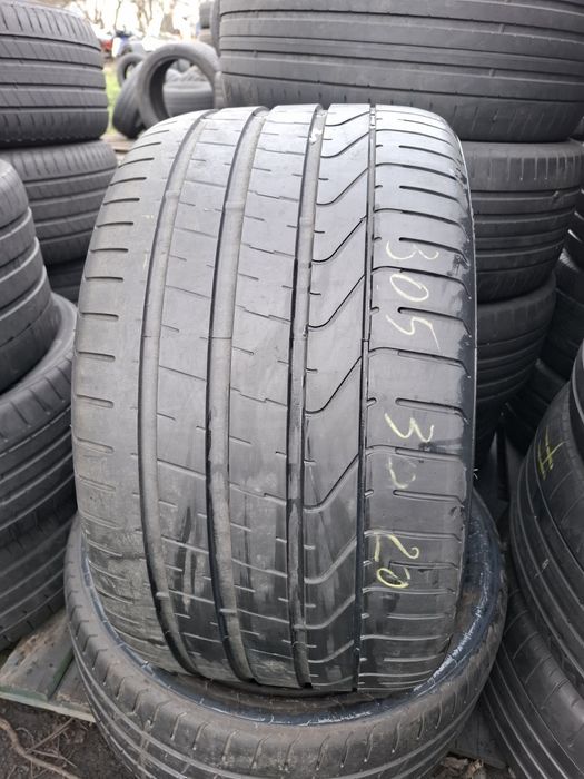 Vand 2 anvelope 305 30 20 pireli de vara fără defecte