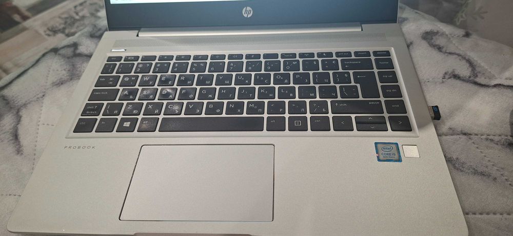 Продавам изгоден лаптоп HP