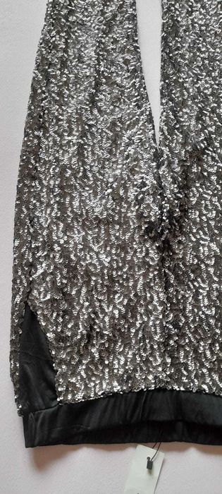 Dirndl; rochita  Nikitta;pantalon paiete;corset;sacou nou piele Kaftan