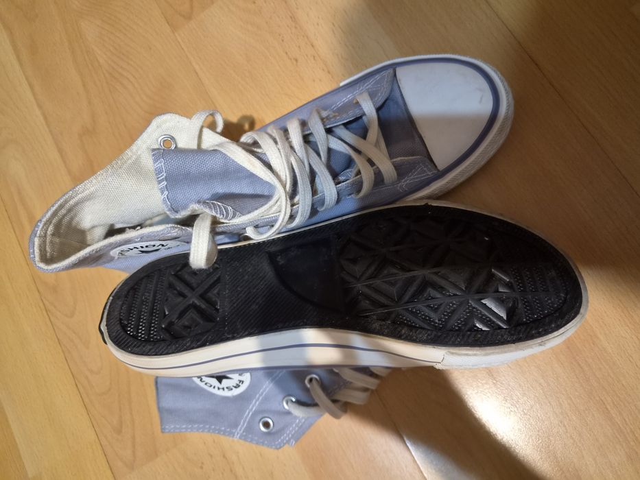 Tenesi tip Converse