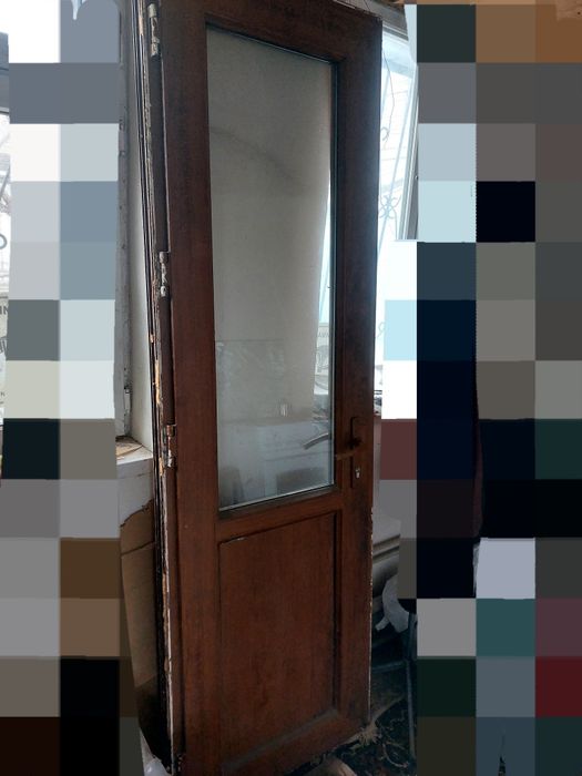 Пластиковый дверь на дом