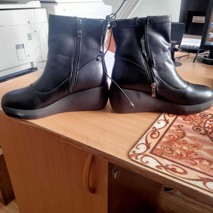 Продам полусапожки демисезонные