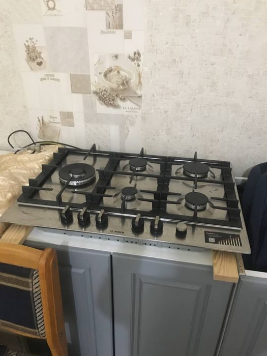 BOSCH Газ плита Сотилади