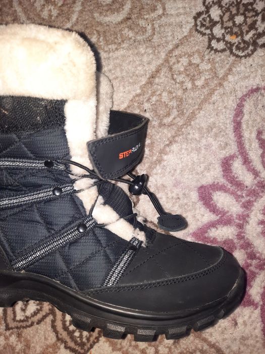 Продам ботинки зимние