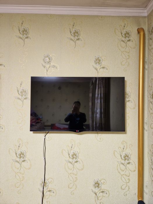 Установка телевизора на стену кронштейн