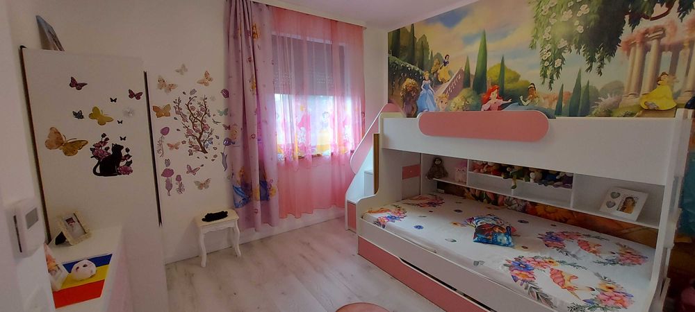 Cameră de poveste pentru o mică printesa