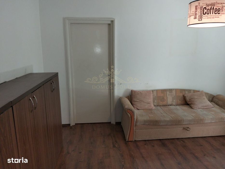 Vind apartament 3 camere in Gheorgheni .