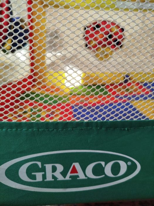 Манеж игровой Graco.