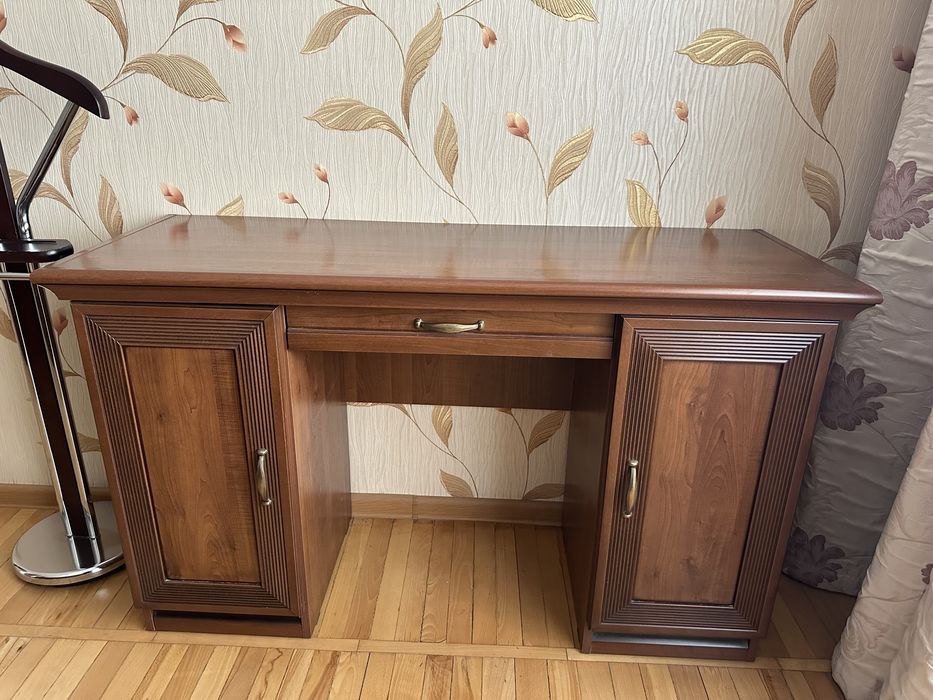 Продаю спальный гарнитур производство Беларусь