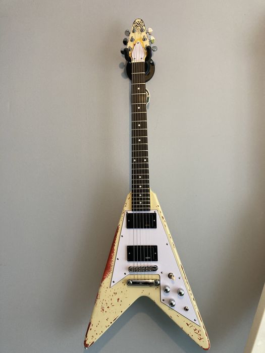 James Hetfield Flying V електрическа китара