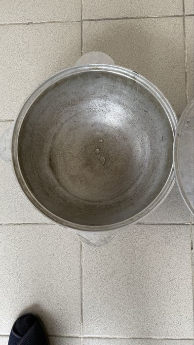 Казан чугунный, срочно продам
