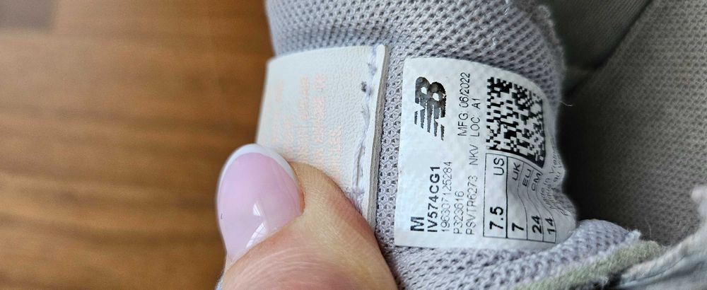 Обувки 21-24 размер, при интерес за даден модел, изпратете съобщение.