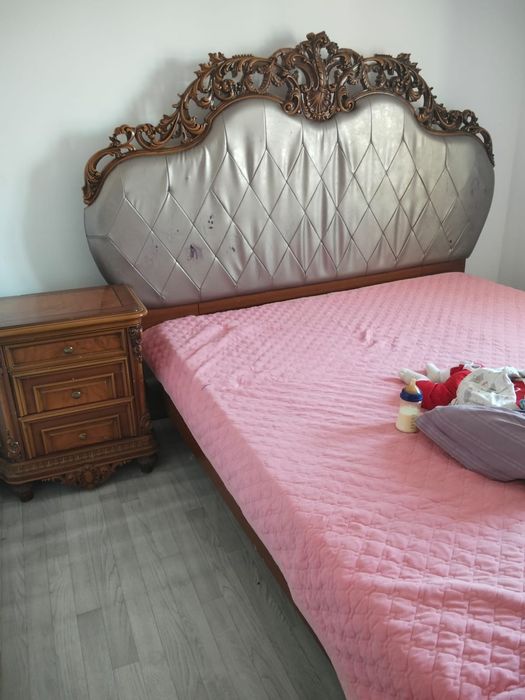 Продам Спальный гарнитур