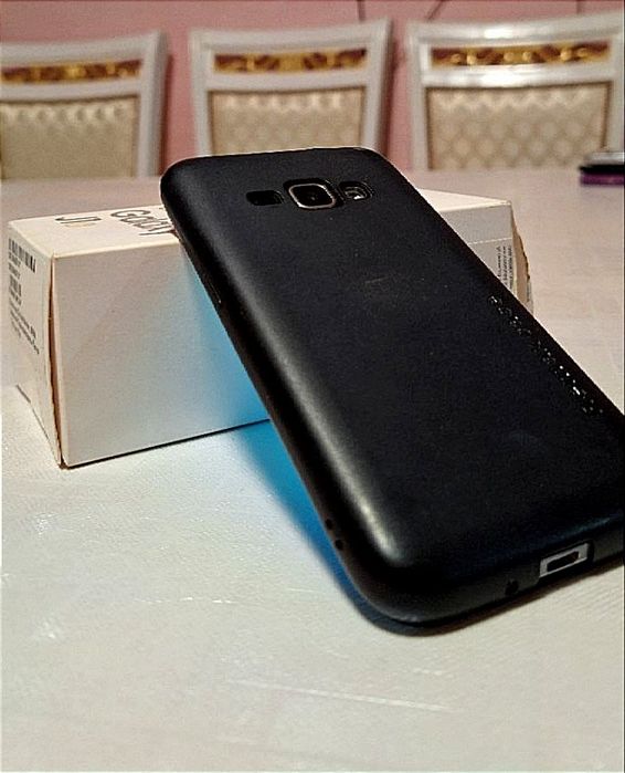 Продам Самсунг J1