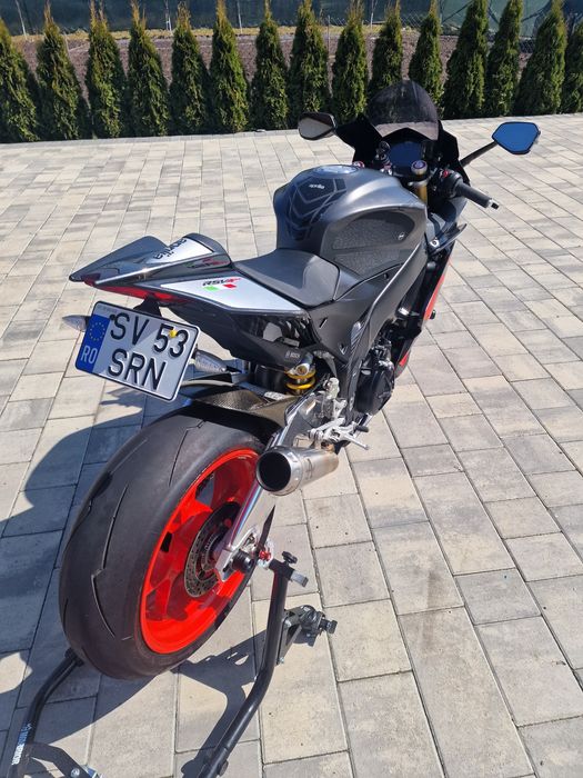 Aprilia  rsv4 rr