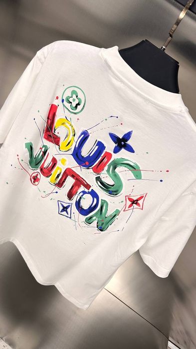 Мъжки тениски различни модели