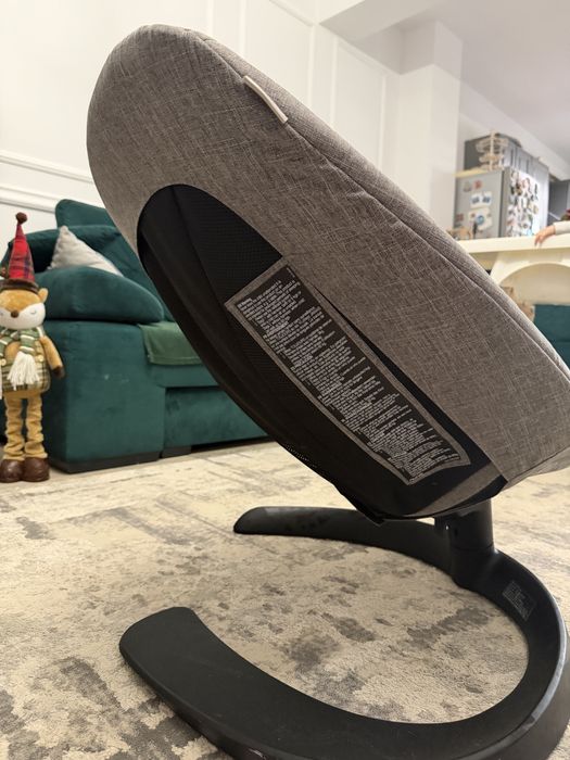 Balansoar bebe Nuna Leaf Grow+ arc cu jucarii originale- stare f buna