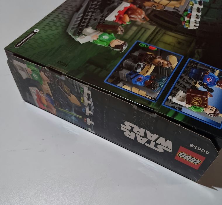 Lego Dioramă de sărbători Millennium Falcon™ 40658 NOU/SIGILAT