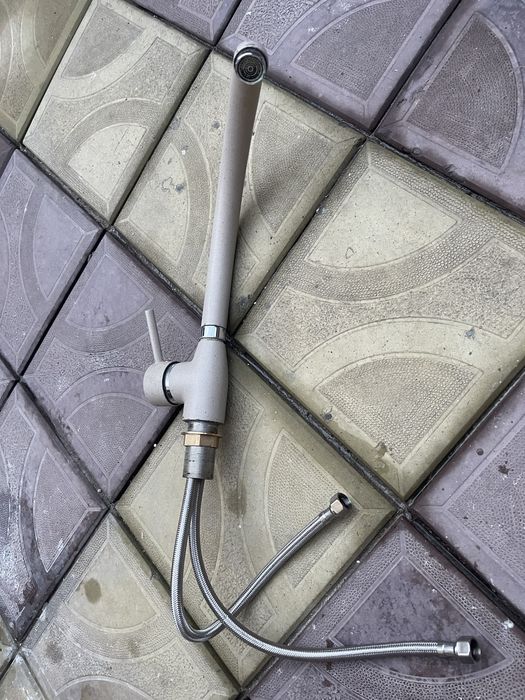 Baterie chiuveta cu prindere directa bej sau neagra