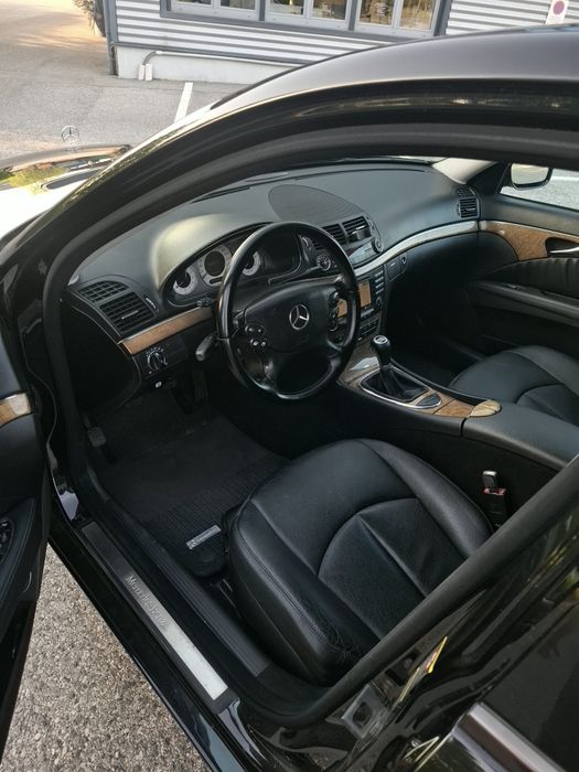 Mercedes E 220 W211