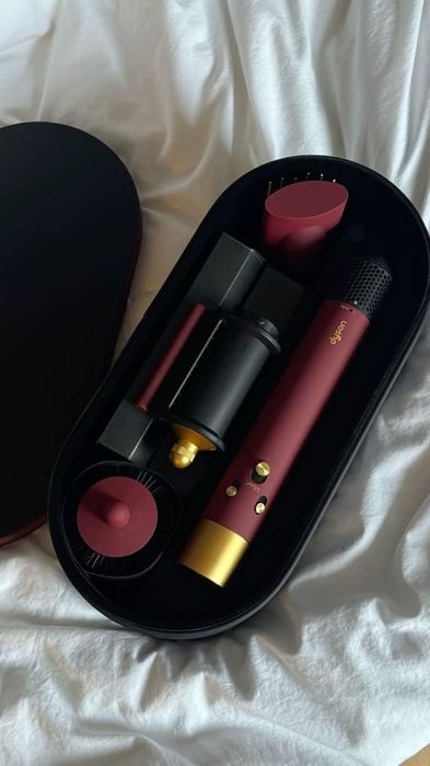 Dyson стайлер+расческа