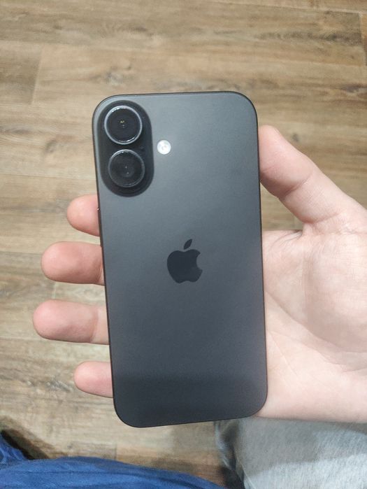 Продам Iphone 16 в отличном состоянии