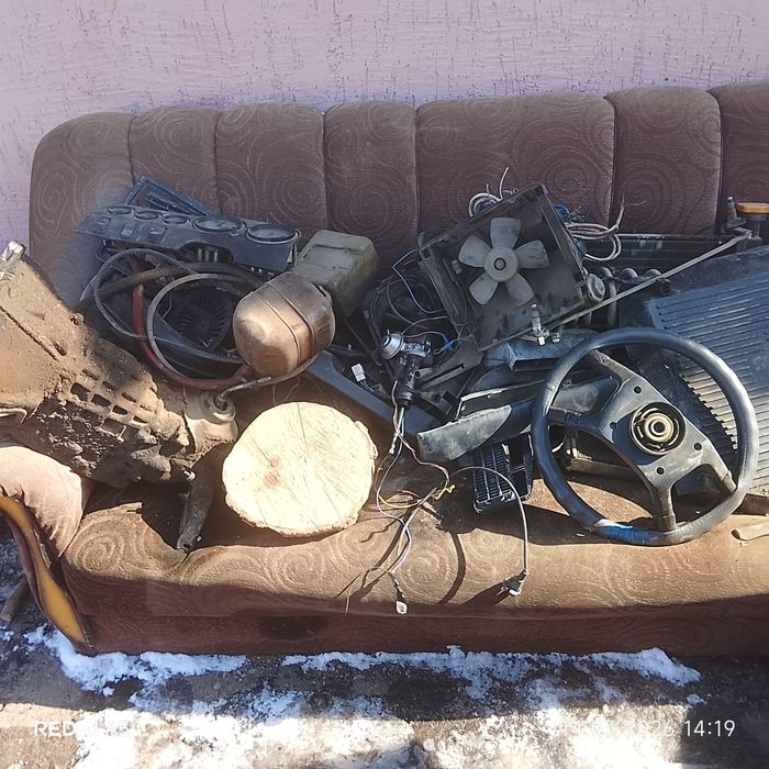Продам запчасти на Жигули 2106