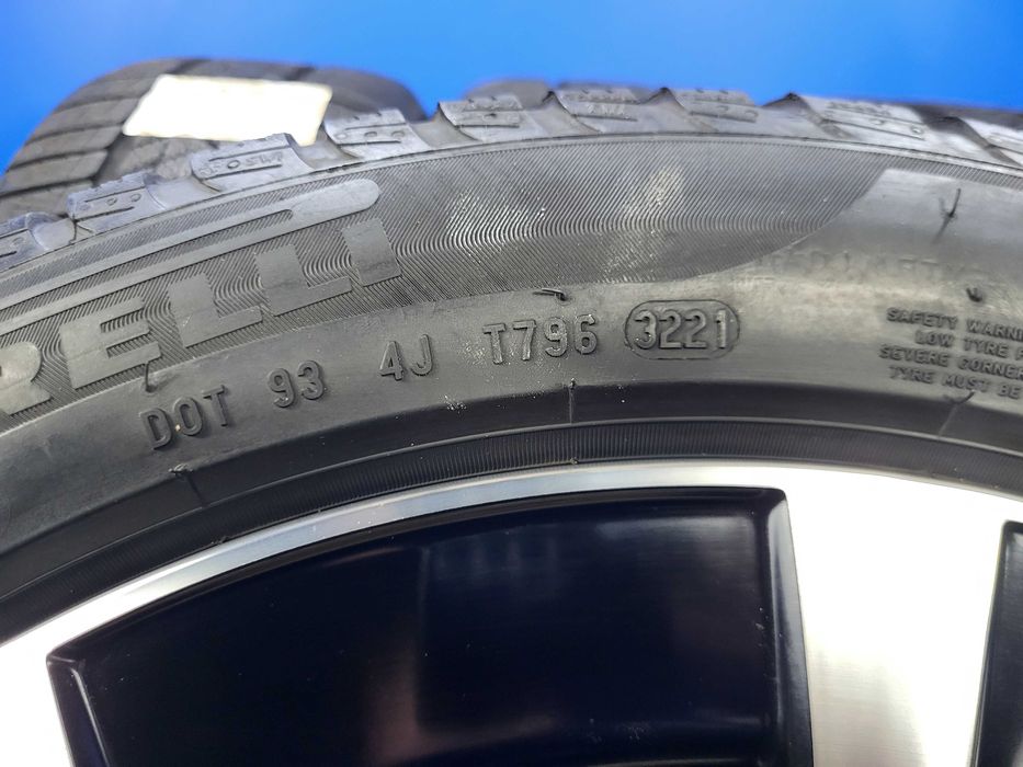 Vand ca NOI OE Mercedes w213-w212-Vito-Viano+ anvelope 245 45 18 iarna