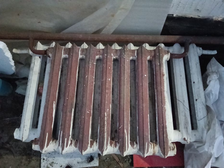 Чугунный батарей