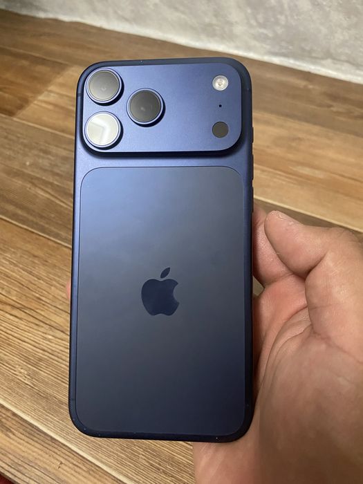 Iphone 17 pro max с гарантией