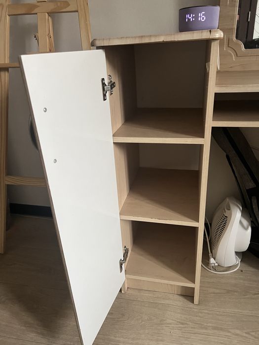 Туалетный столик б/у