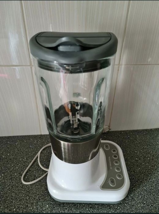 blender storcator fructe