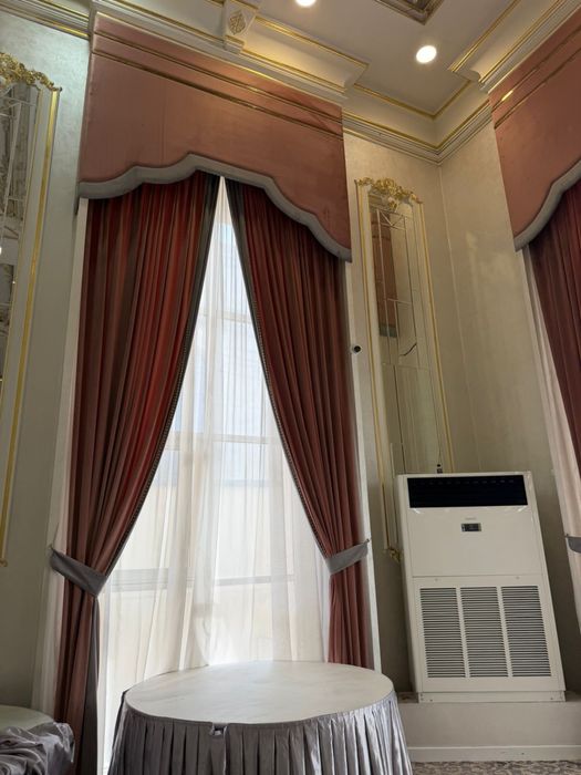 Продаются роскошные банкетные шторы