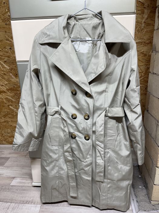 Плащ новый, размер 44