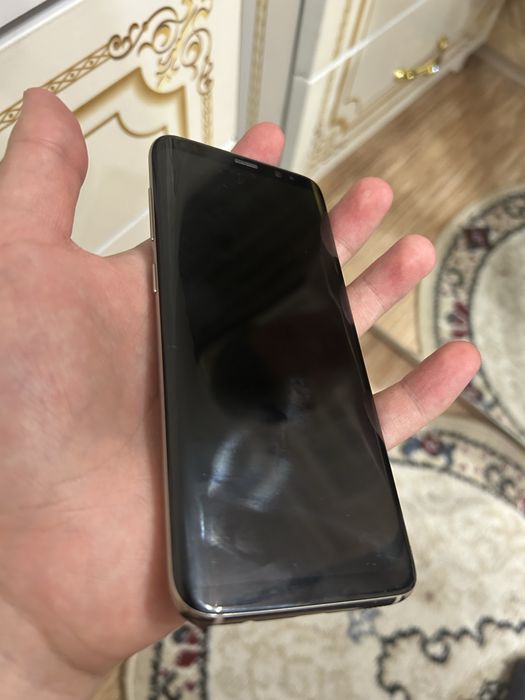 Samsung s8 хорошем состоянии