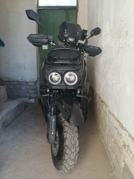 Танк Бензиновый скутер Сотилади