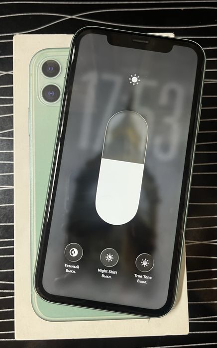 iPhone 11   64гб