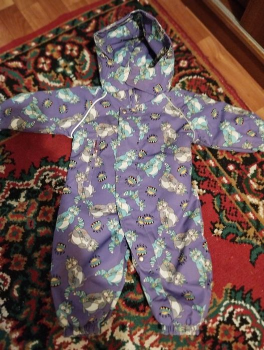 Продам осень комбинезон