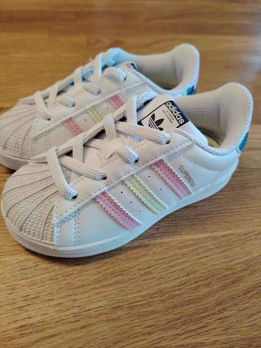 Adidas superstar