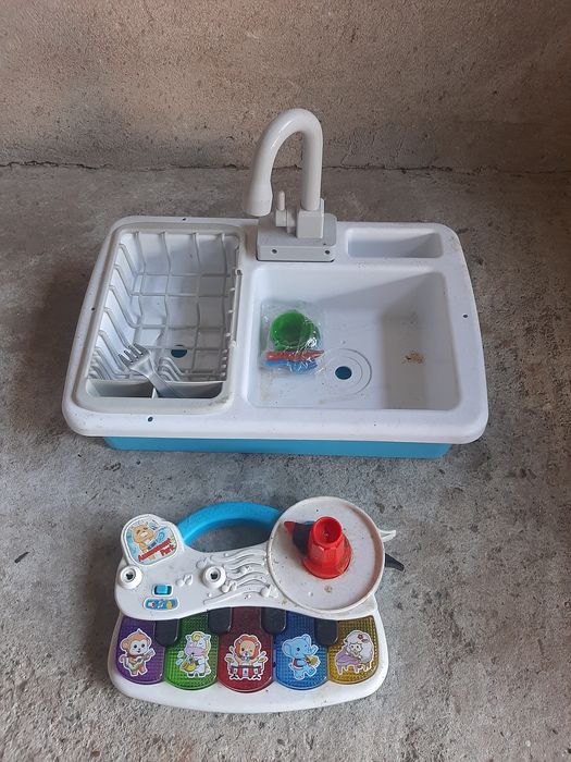 Детски играчки на батерии