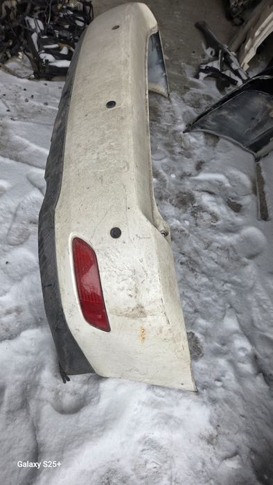 Задний бампер  для  лексус