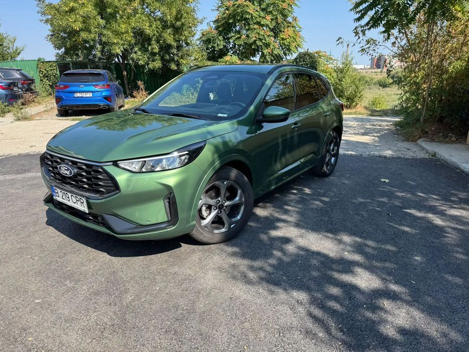 Ford Kuga Ford Kuga ST-Line 2.5 FHEV 180 CP Un singur proprietar 12.800 km reali
