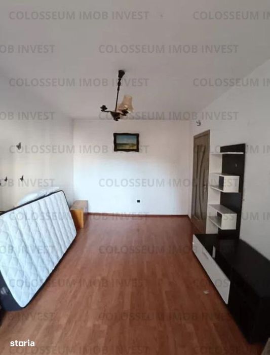 Apartament 3 camere, decomandat - zona Racadau