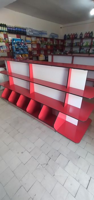 Полка для магазини