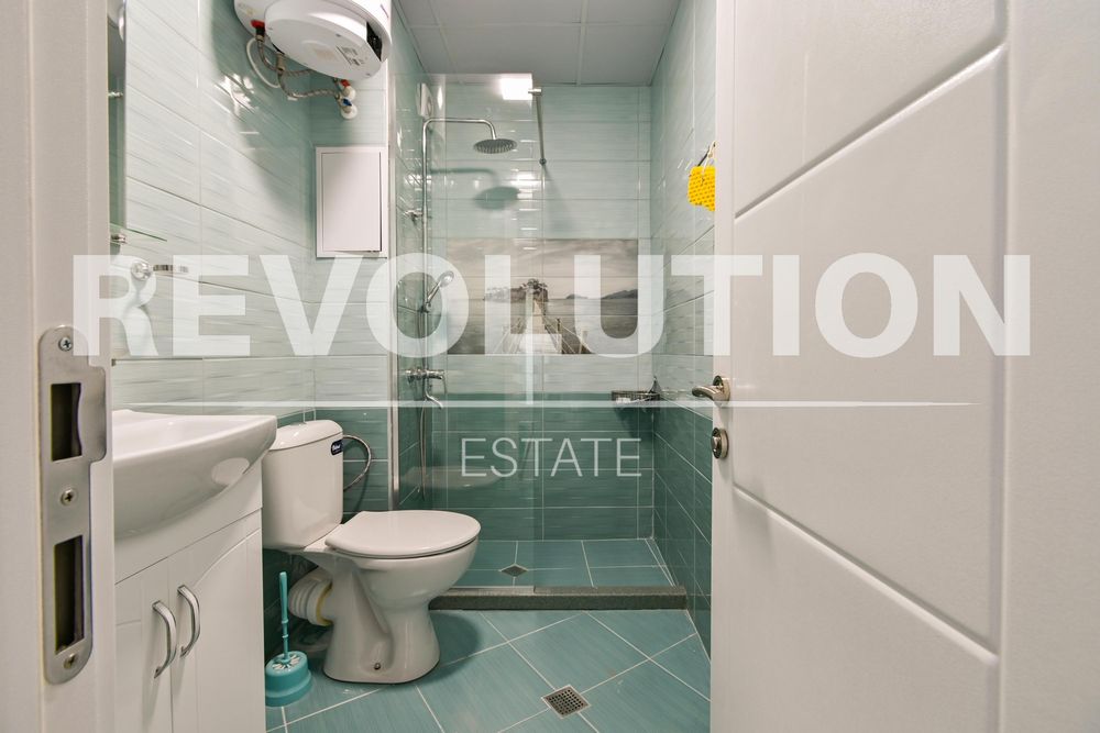 Дава се под наем Тристаен апартамент в София, Надежда 3 - 71 кв.м за 700 € - Снимка #10