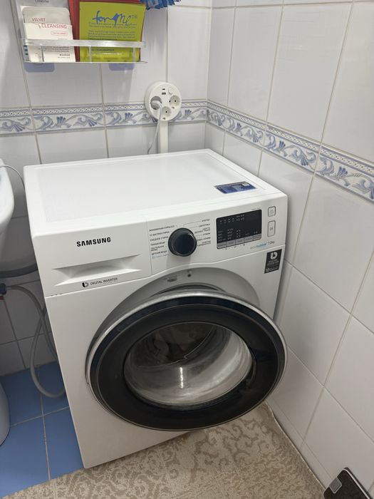 Продам стиральную машину Samsung