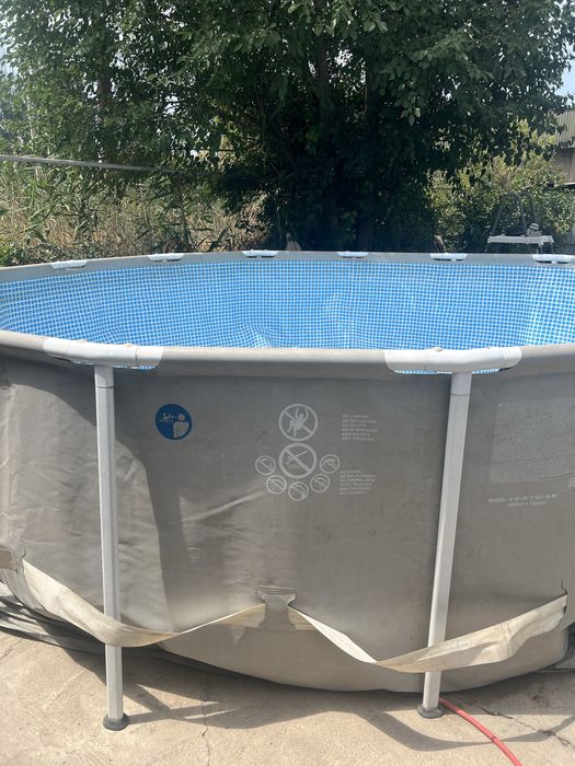 Бассейн  INTEX большой