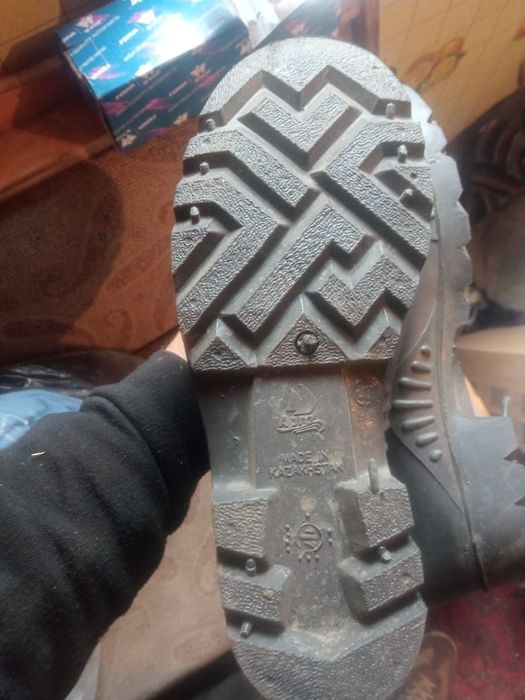 Резиное сапоги,сапоги