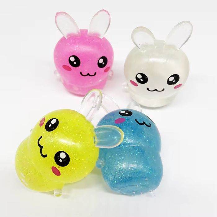 Капсули с играчка за вендинг машини за топчета