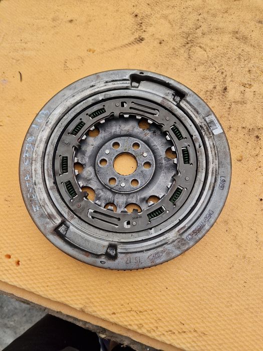 Ambreiaj volanta automata 1.0 SFJB Ford fiesta mk7